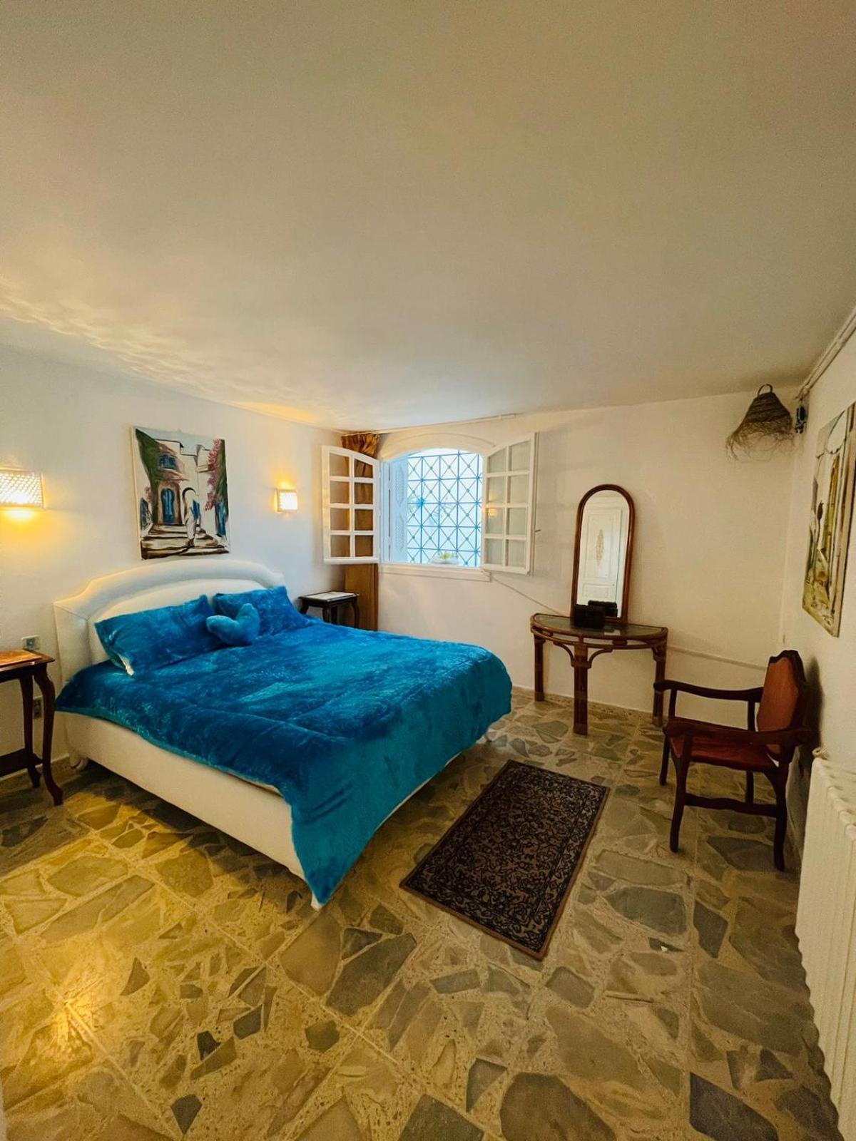 Апартаменты La Maison Bleue Dar Salah Bey Экстерьер фото
